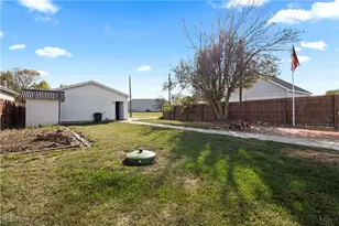 6927 N Wildacre Rd, Curtice, OH 43412 - Photo 37