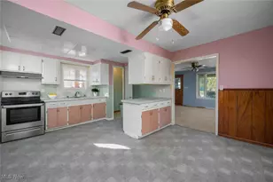 6927 N Wildacre Rd, Curtice, OH 43412 - Photo 7