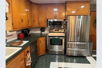 207 Lindsey Avenue, Marietta, OH 45750 - Photo 11