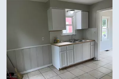 12620 Grimsby Avenue, Loveland, OH 44135 - Photo 7