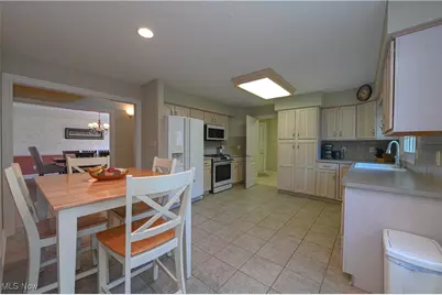 46 Hidden Pond Drive, Doylestown, OH 44230 - Photo 9