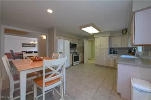 46 Hidden Pond Dr, Doylestown, OH 44230 - Photo 9