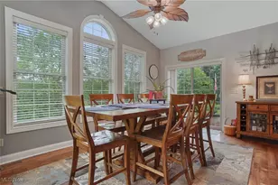 1302 Hillandale Dr, Akron, OH 44333 - Photo 13