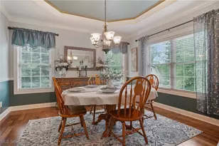 1302 Hillandale Dr, Akron, OH 44333 - Photo 17