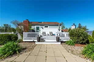 13005 W Lake Rd, Vermilion, OH 44089 - Photo 9