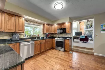 13005 W Lake Road, Vermilion, OH 44089 - Photo 21