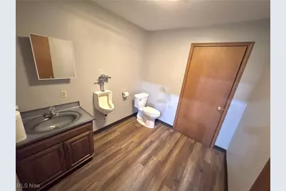 622 Pleasant Valley Road NW, Sugarcreek, OH 44681 - Photo 9