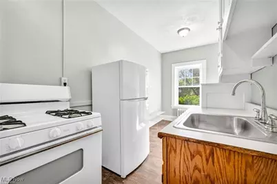 1615 Ridgefield Road, Cleveland Heights, OH 44118 - Photo 9