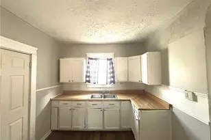 2909 Denver Ave, Lorain, OH 44055 - Photo 5