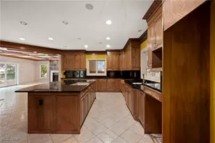 769 Village Trail, Gates Mills, OH 44040 - Photo 17