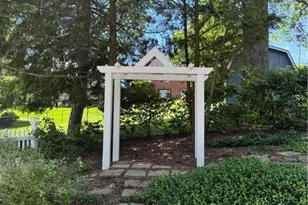 106 Toni Ln, St Clairsville, OH 43950 - Photo 13