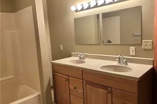 1254 Maxfli Dr, Akron, OH 44312 - Photo 33