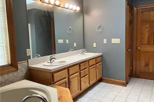 1254 Maxfli Dr, Akron, OH 44312 - Photo 27