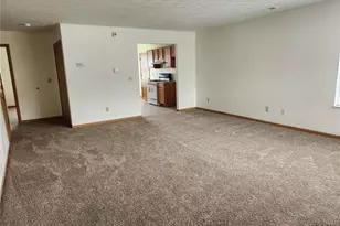 2831 Benford Ln, Youngstown, OH 44505 - Photo 3