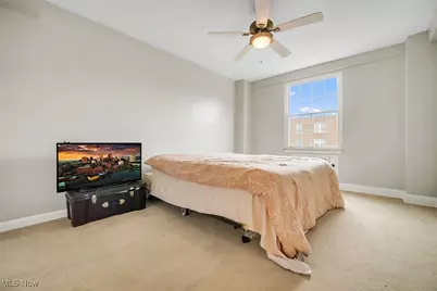 13800 Fairhill Road #418, Huber Heights, OH 44120 - Photo 9