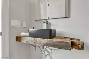 2130 W 42nd St, Loveland, OH 44113 - Photo 17