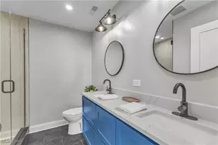 2130 W 42nd St, Loveland, OH 44113 - Photo 21