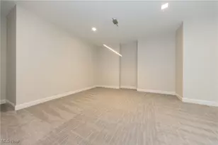 2405 Edgewood Trce, Pepper Pike, OH 44124 - Photo 21