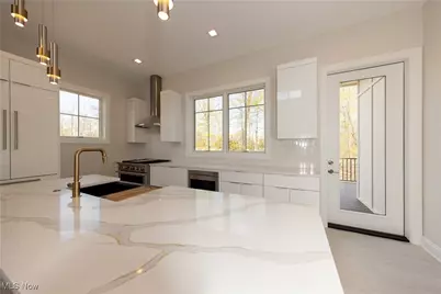 2405 Edgewood Trace, Pepper Pike, OH 44124 - Photo 11