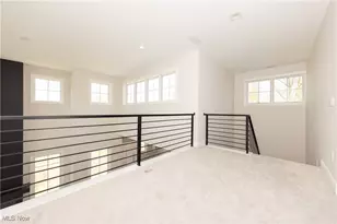 2405 Edgewood Trce, Pepper Pike, OH 44124 - Photo 35