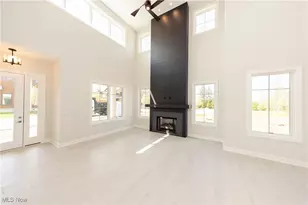 2405 Edgewood Trce, Pepper Pike, OH 44124 - Photo 5