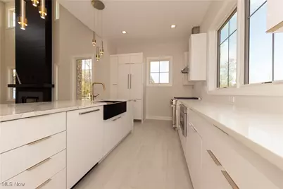 2405 Edgewood Trace, Pepper Pike, OH 44124 - Photo 9