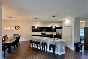 261 Vly Vw Dr, Weirton, WV 26062 - Photo 9