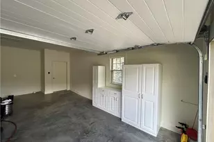 261 Vly Vw Dr, Weirton, WV 26062 - Photo 23