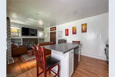 3337 Powers Way, Youngstown, OH 44502 - Photo 9