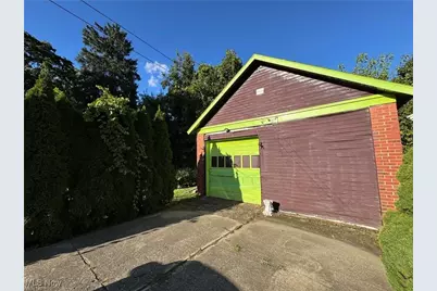 3337 Powers Way, Youngstown, OH 44502 - Photo 33