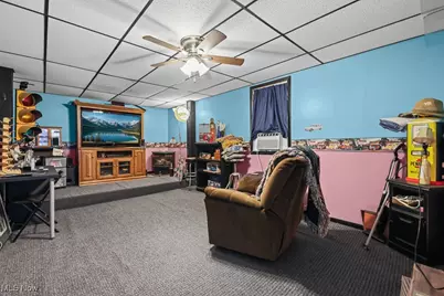 5869 Beechwood Avenue, Alliance, OH 44601 - Photo 13