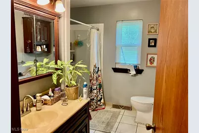 1088 Buena Vista Drive, Akron, OH 44319 - Photo 15