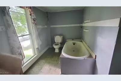 146 Nickle Plate Avenue, Conneaut, OH 44030 - Photo 5