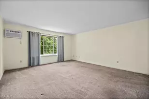 4708 Venice Heights Blvd, Sandusky, OH 44870 - Photo 11