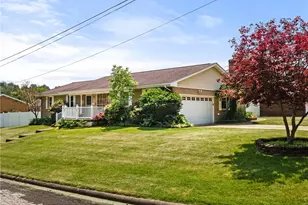 131 Crisswill Dr, St Clairsville, OH 43950 - Photo 3