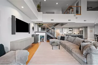 701 W Lakeside Avenue #PH-2A/1302, Loveland, OH 44113 - Photo 9