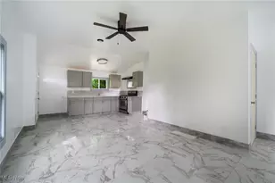 90 Frank St, Struthers, OH 44471 - Photo 9