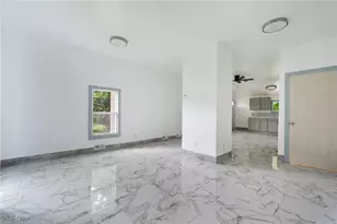 90 Frank St, Struthers, OH 44471 - Photo 7