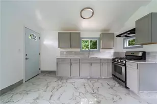 90 Frank St, Struthers, OH 44471 - Photo 11