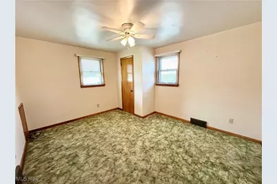 808 Gilbert Avenue, Follansbee, WV 26037 - Photo 17