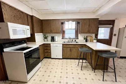 808 Gilbert Avenue, Follansbee, WV 26037 - Photo 11
