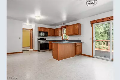 310 Trappers Hollow Road, Zanesville, OH 43701 - Photo 11