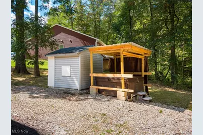 310 Trappers Hollow Road, Zanesville, OH 43701 - Photo 35