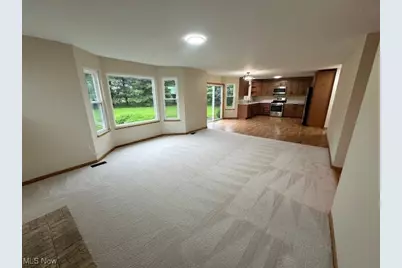 6012 Champagne, Medina, OH 44256 - Photo 7