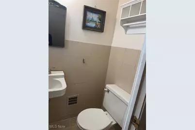 4345 Baintree Road, University Heights, OH 44118 - Photo 7