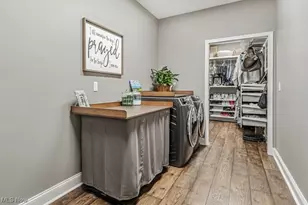 614 N 11th St, Cambridge, OH 43725 - Photo 21