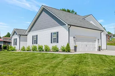 614 N 11th Street, Cambridge, OH 43725 - Photo 3