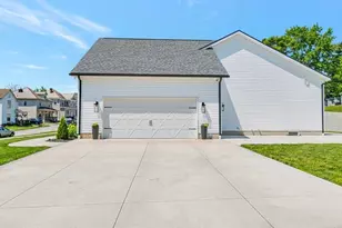 614 N 11th St, Cambridge, OH 43725 - Photo 7
