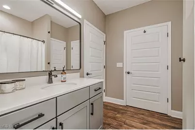 614 N 11th Street, Cambridge, OH 43725 - Photo 17