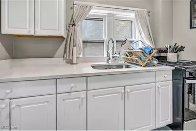 12065 Edgewater Drive, Oakwood, OH 44107 - Photo 11